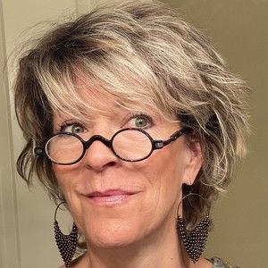 Meet your Posher, Jean